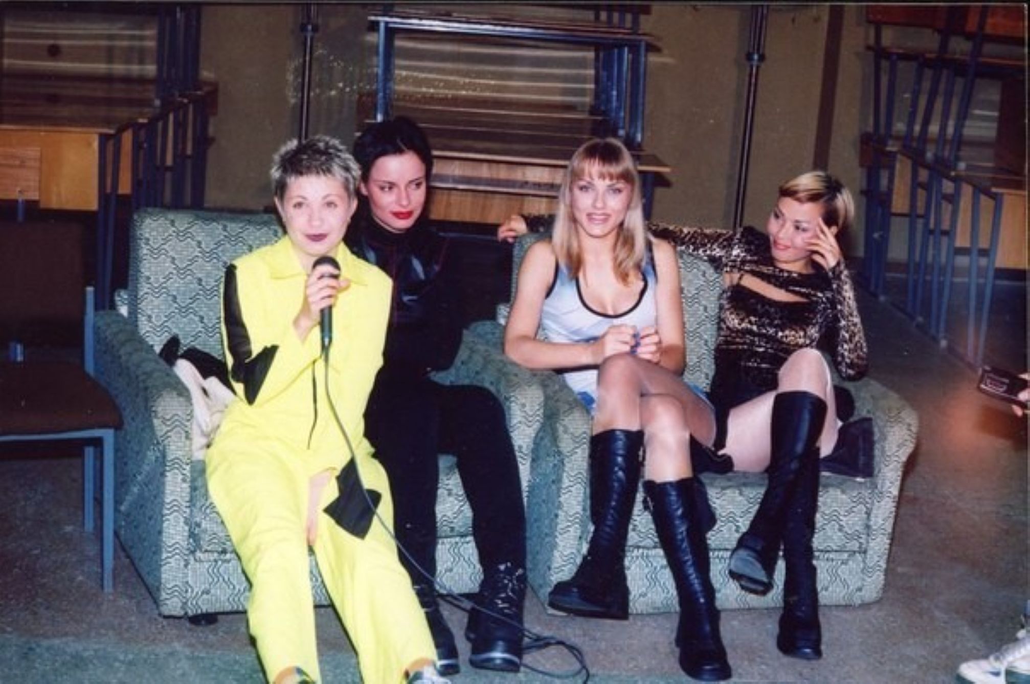 ���������