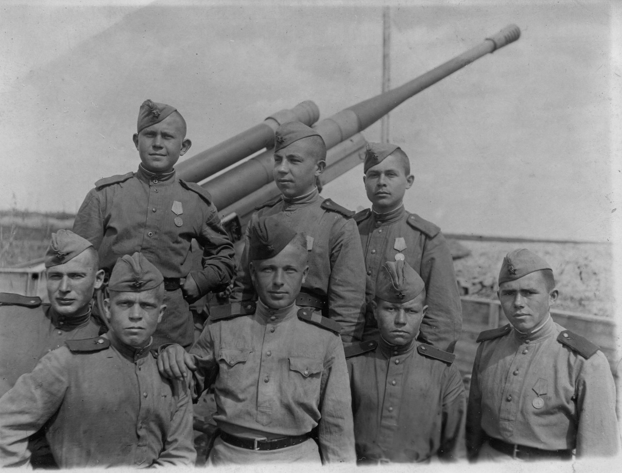 ����������