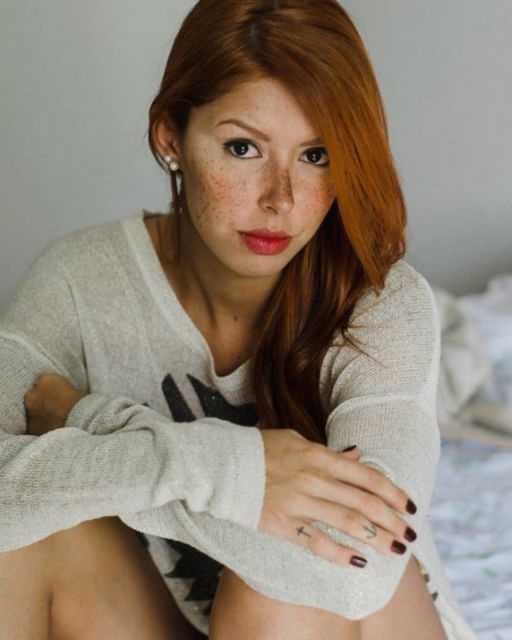 ����������