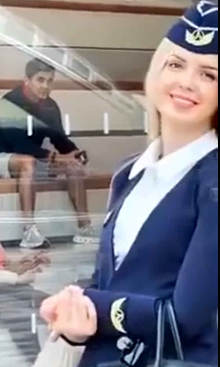 ����������