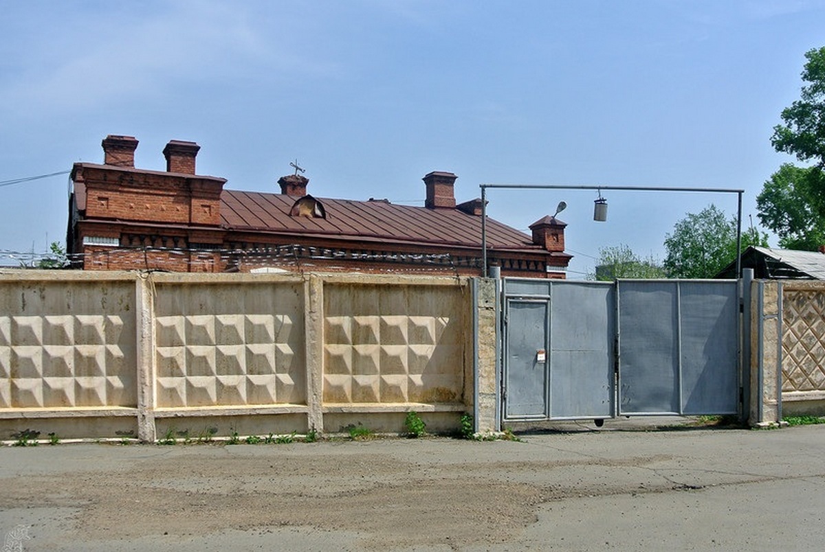 ����������