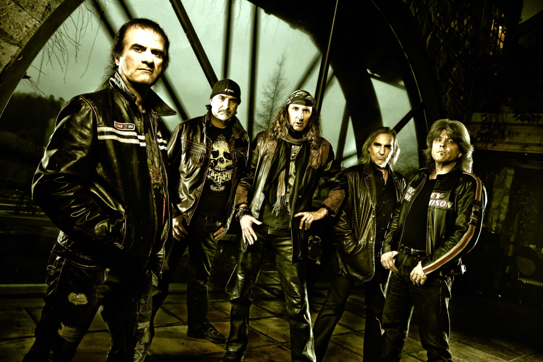 ����������