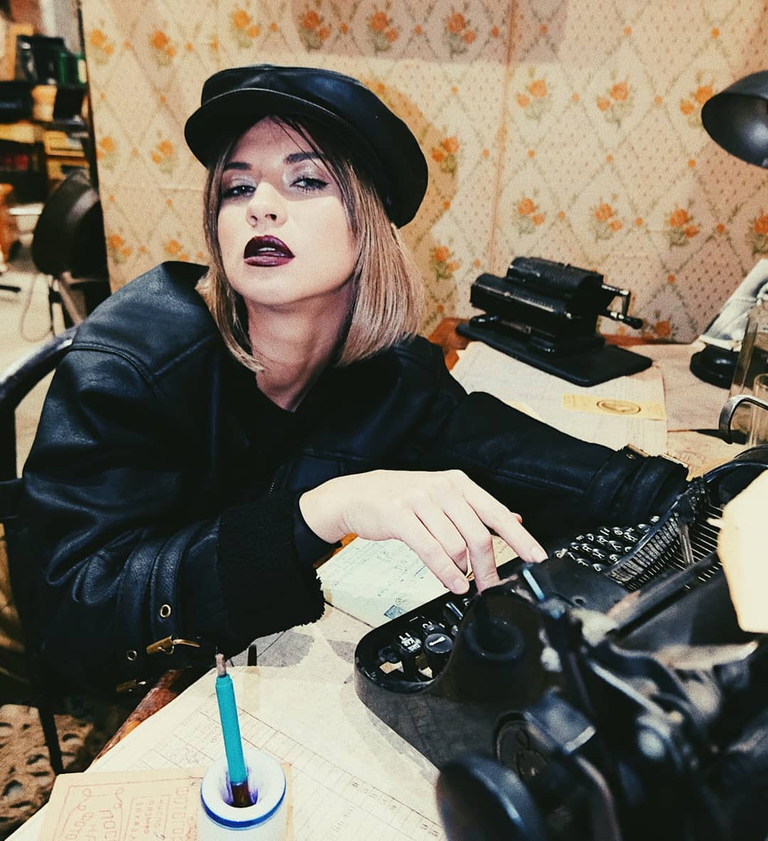 ����������