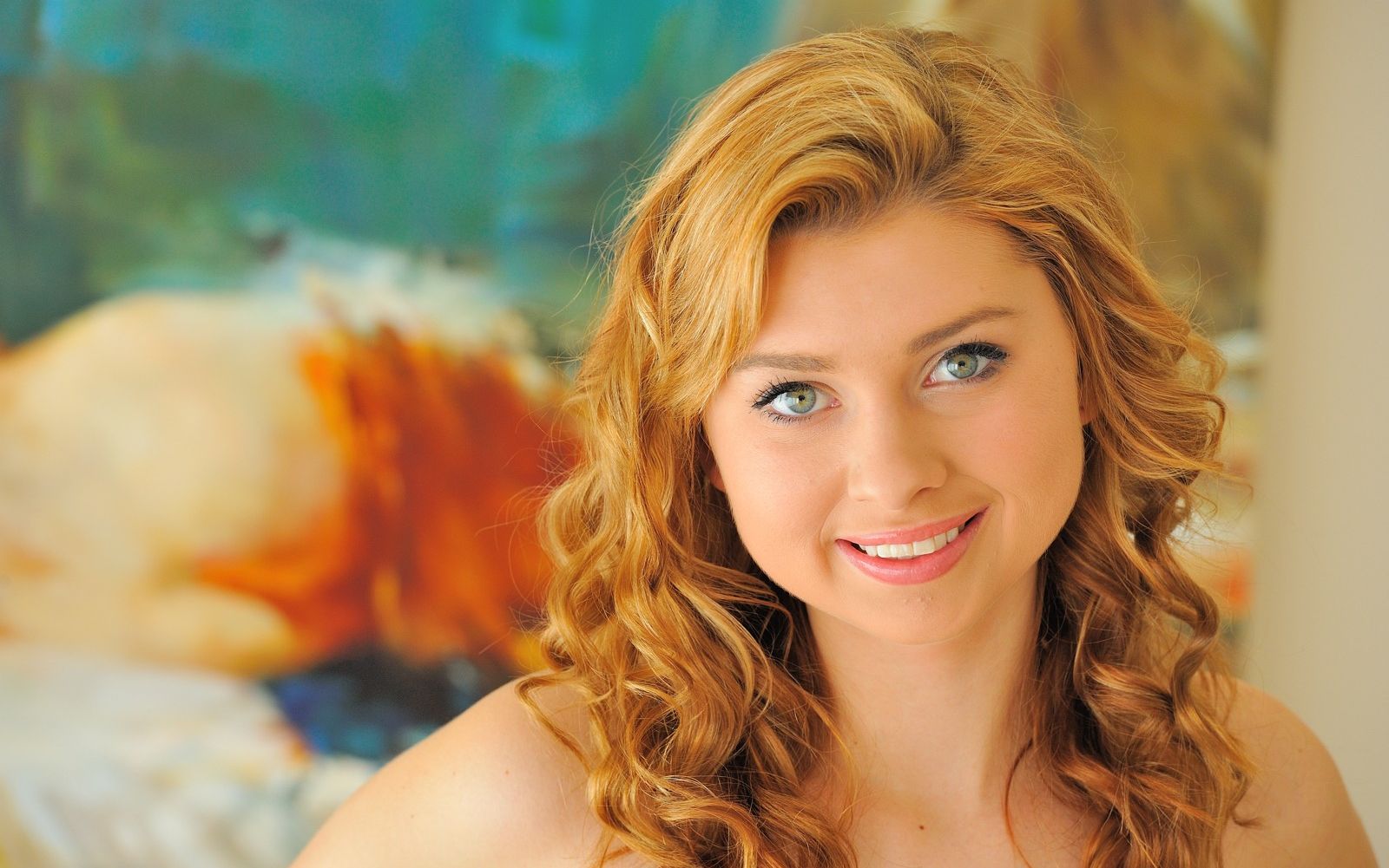 ����������