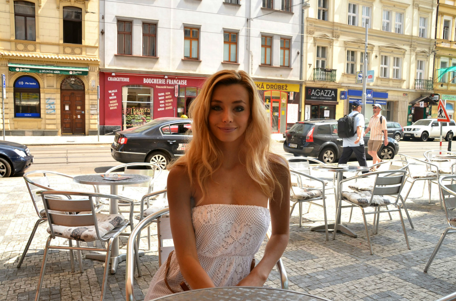 ����������