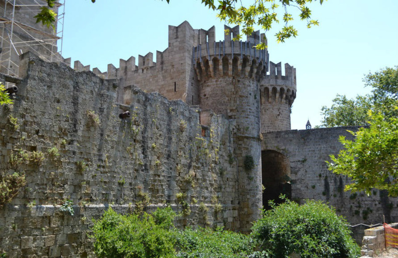 ����������