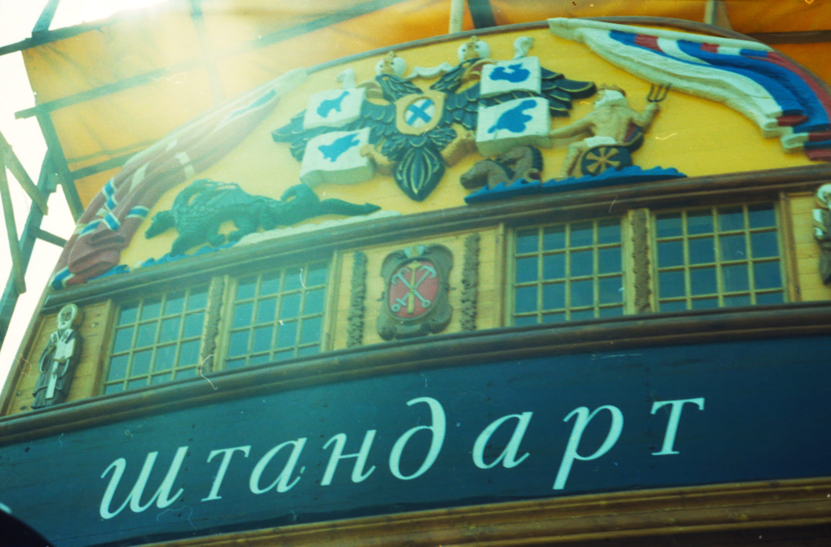 ����������