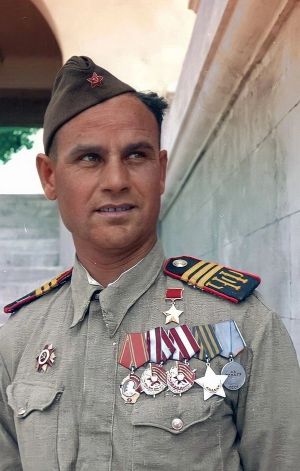 ����������