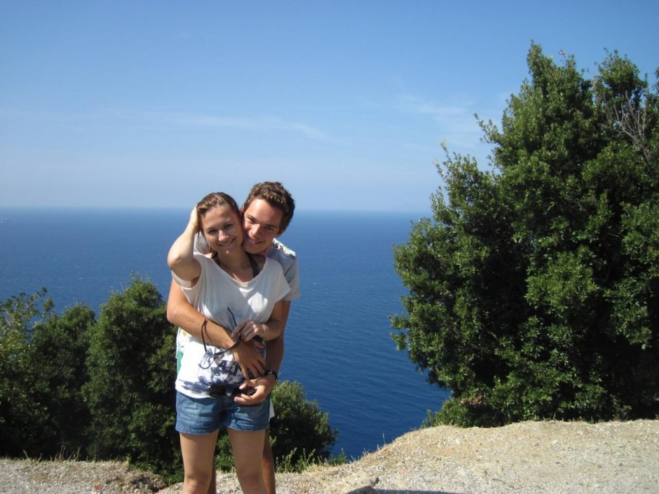 ����������