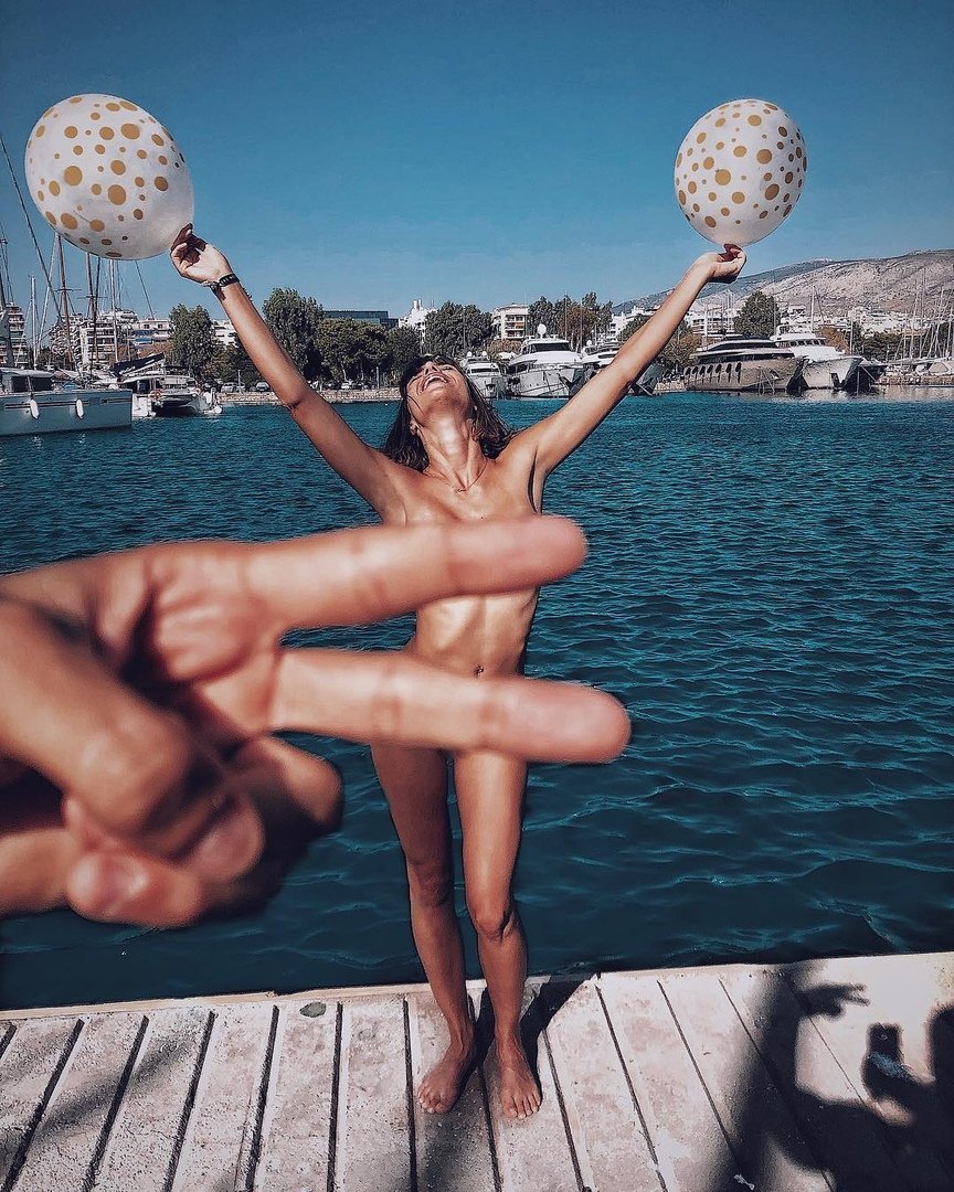 ����������