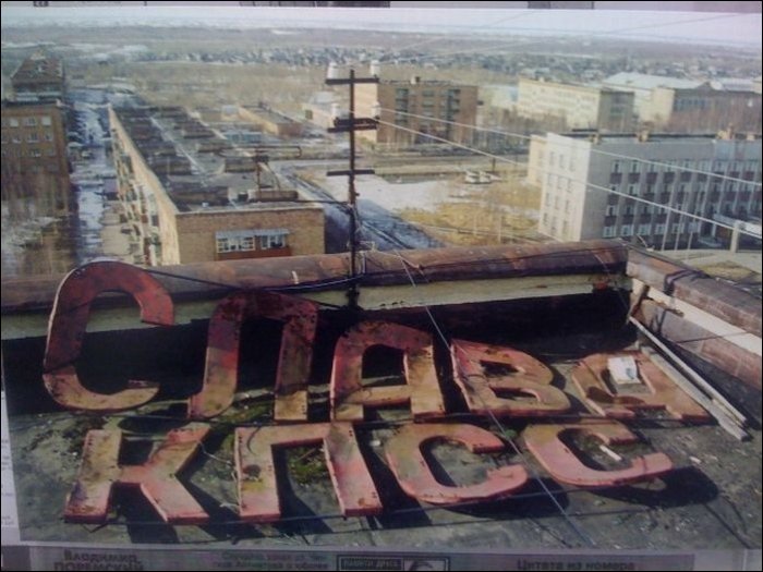 ����������