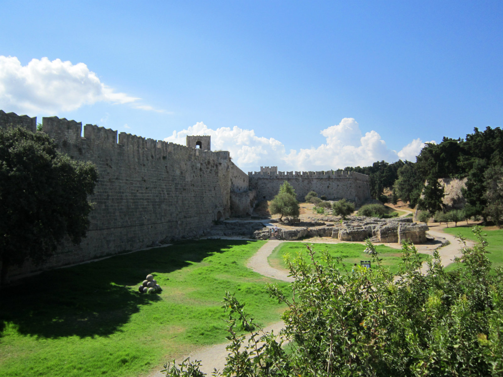 ����������