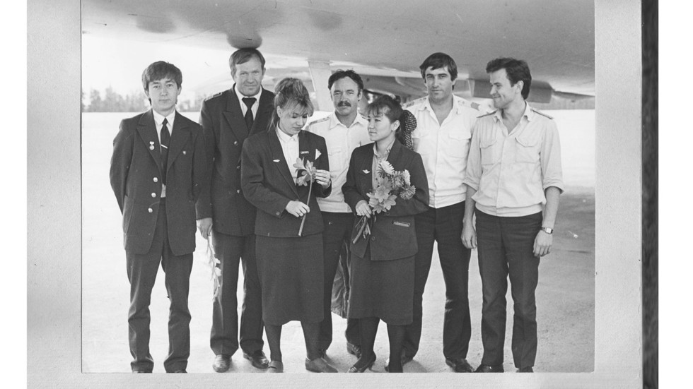 ����������