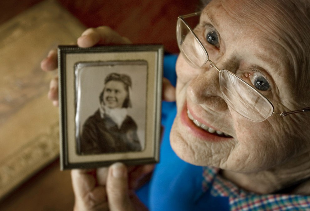 ����������