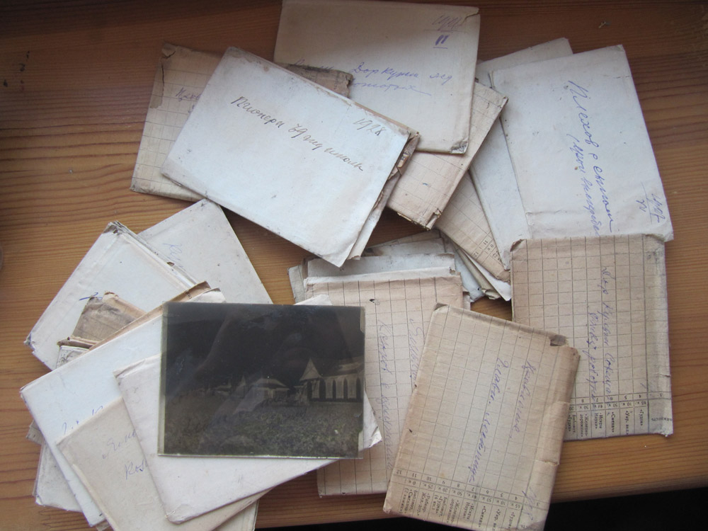 ����������