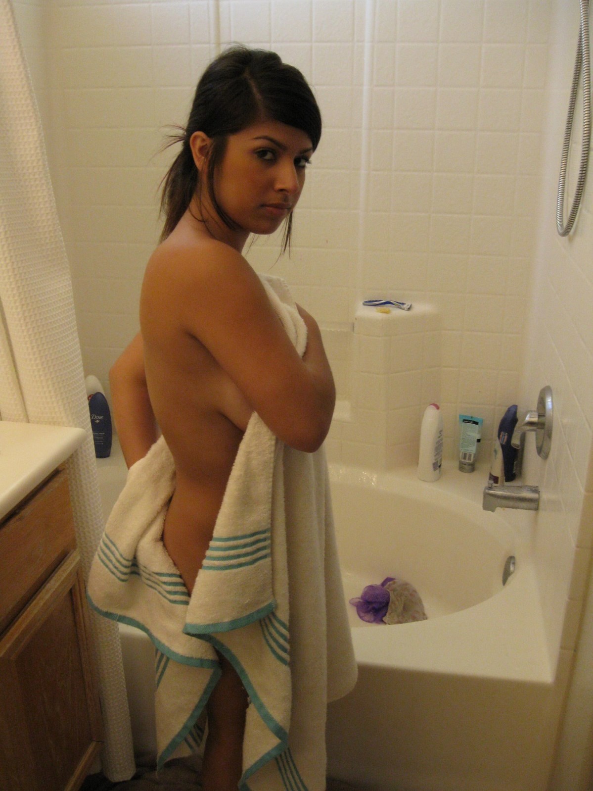 ����������