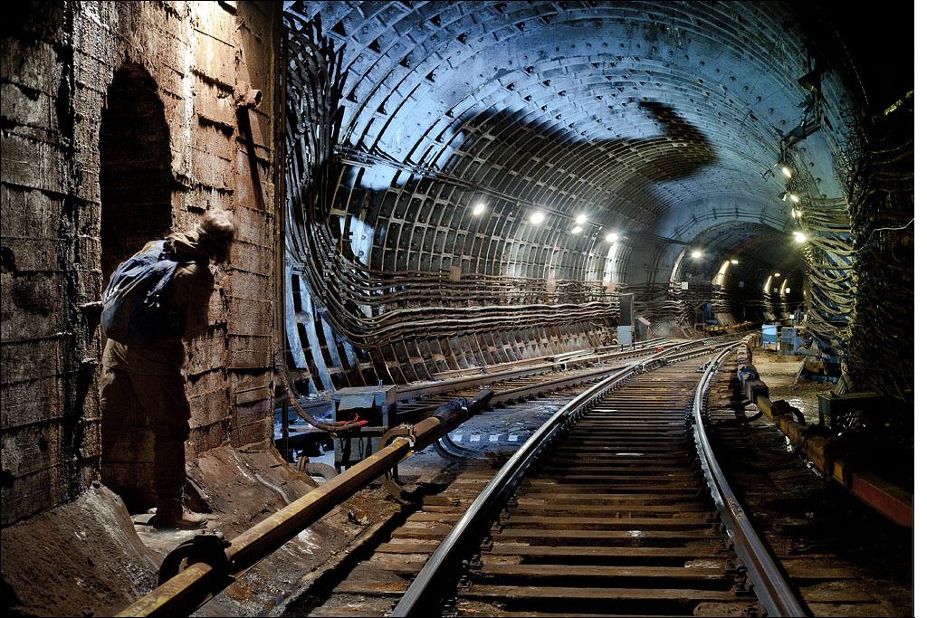 ����������