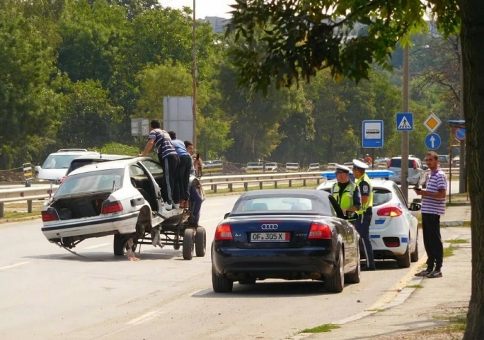 ����������